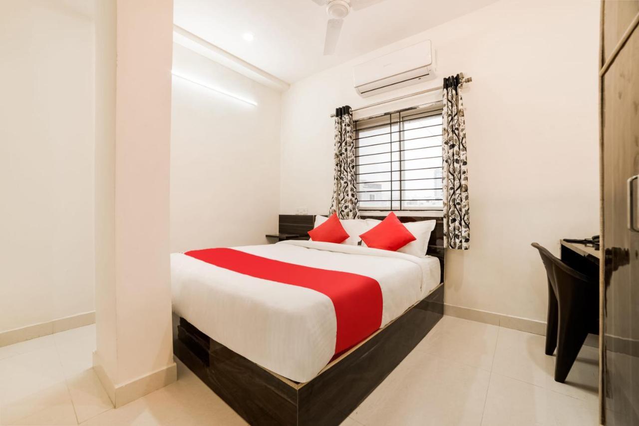 Oyo 40726 Classic Guest House Шиллонг Экстерьер фото