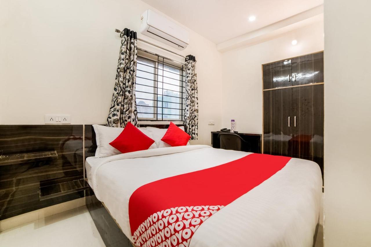 Oyo 40726 Classic Guest House Шиллонг Экстерьер фото