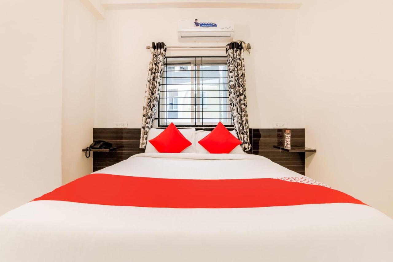 Oyo 40726 Classic Guest House Шиллонг Экстерьер фото