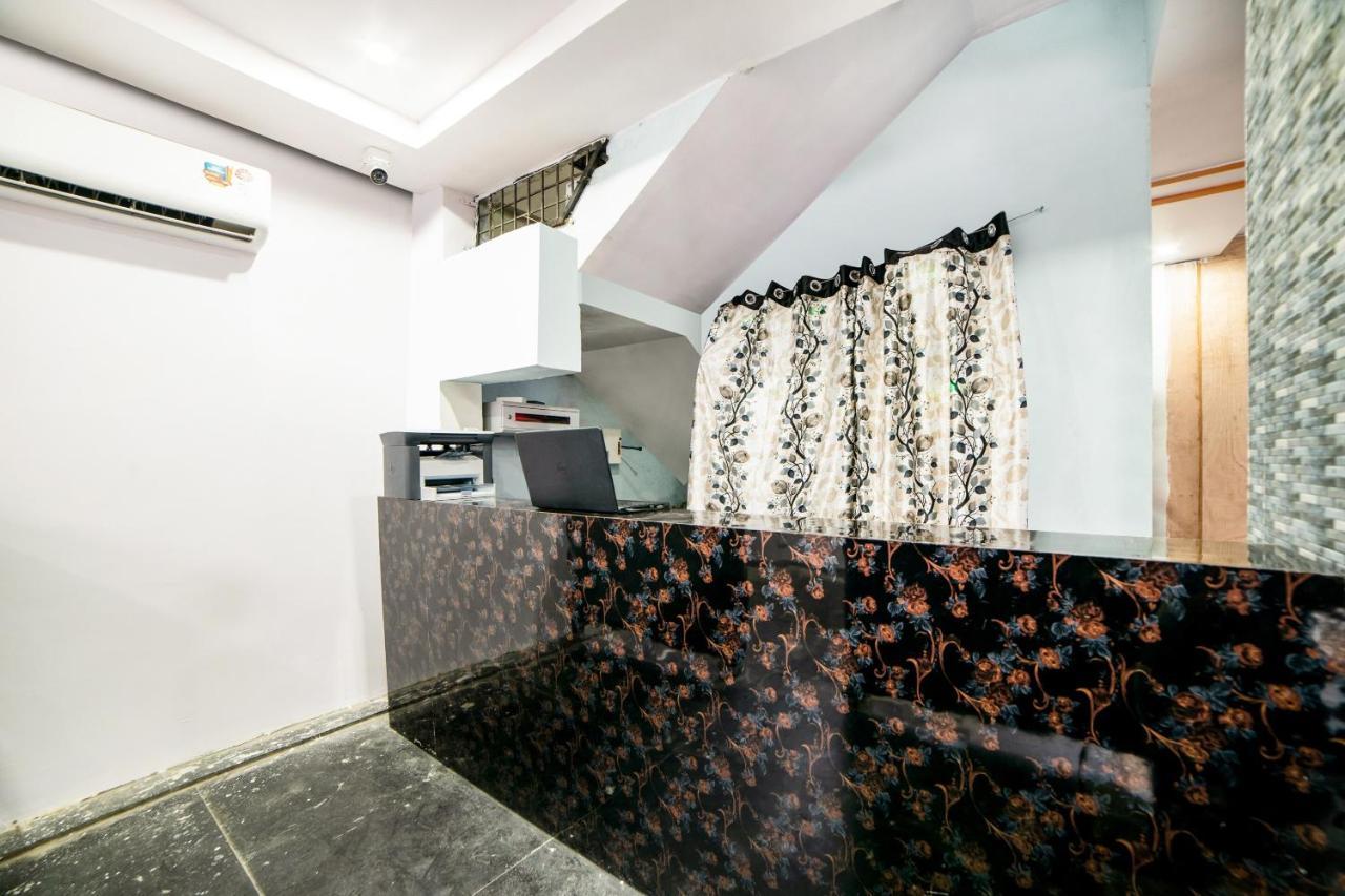 Oyo 40726 Classic Guest House Шиллонг Экстерьер фото